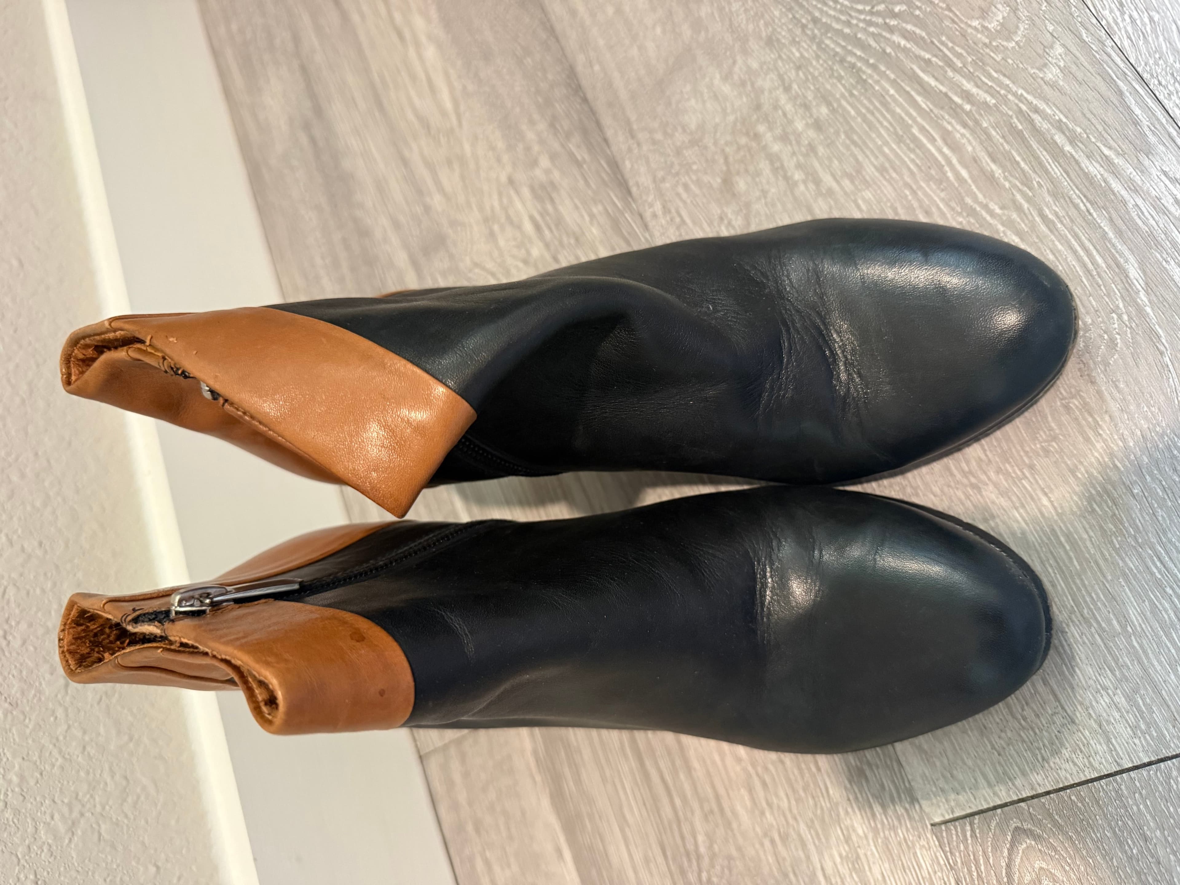 Sam Edelman Black and Brown Leather Ankle Boots with Zipper