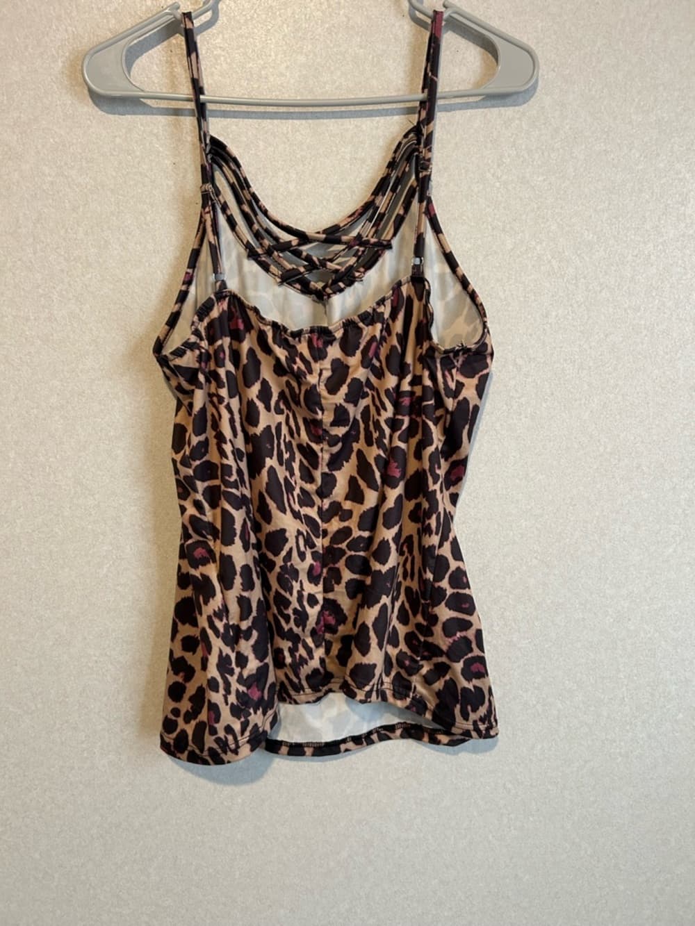 Women’s Plus Size Tank Top With Adjustable Straps, Leopard And Pink Design, 2XL