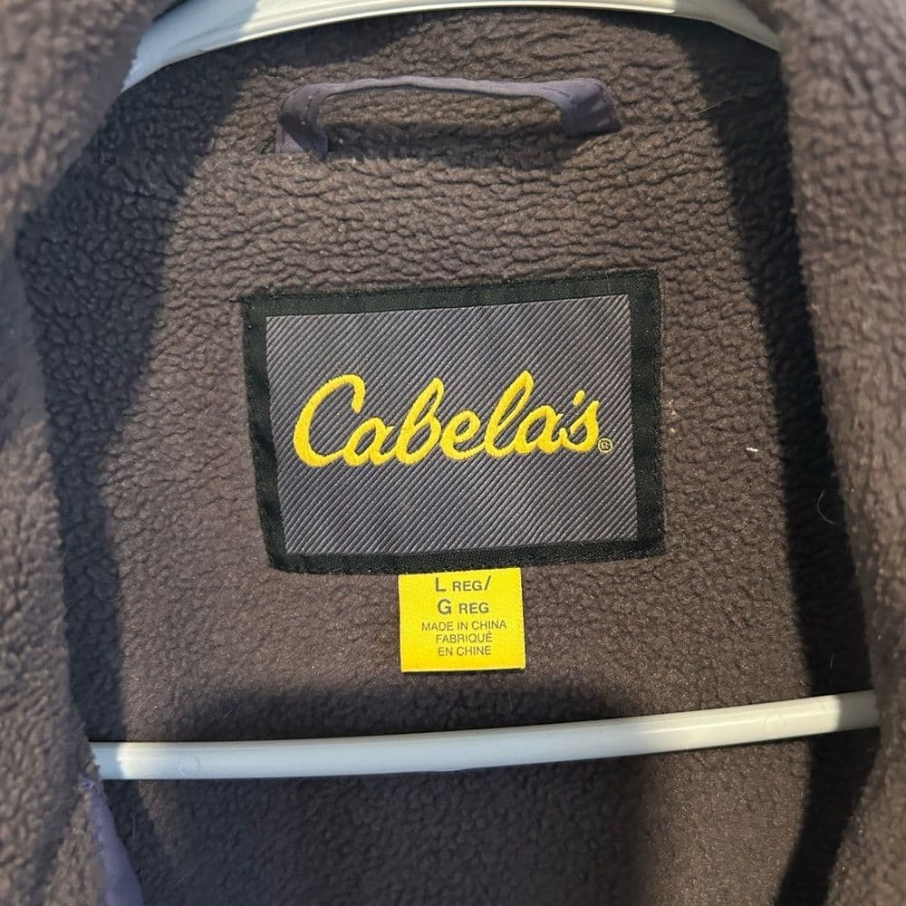 Cabelas Women's Winter Jacket Size Large, Purple