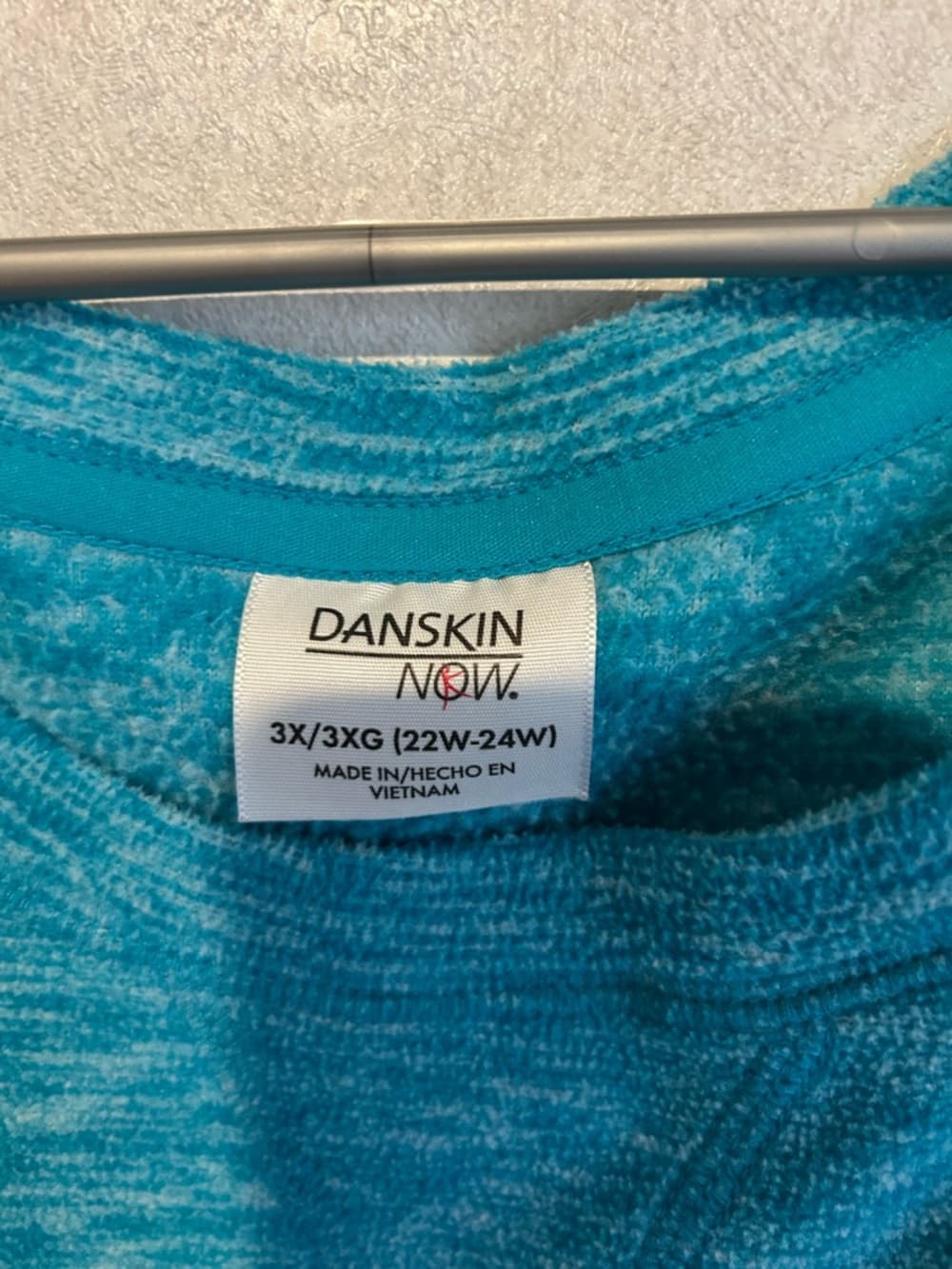 Women’s Plus Size Very Warm Pullover Sweater, Danskin Now, Size 3X
