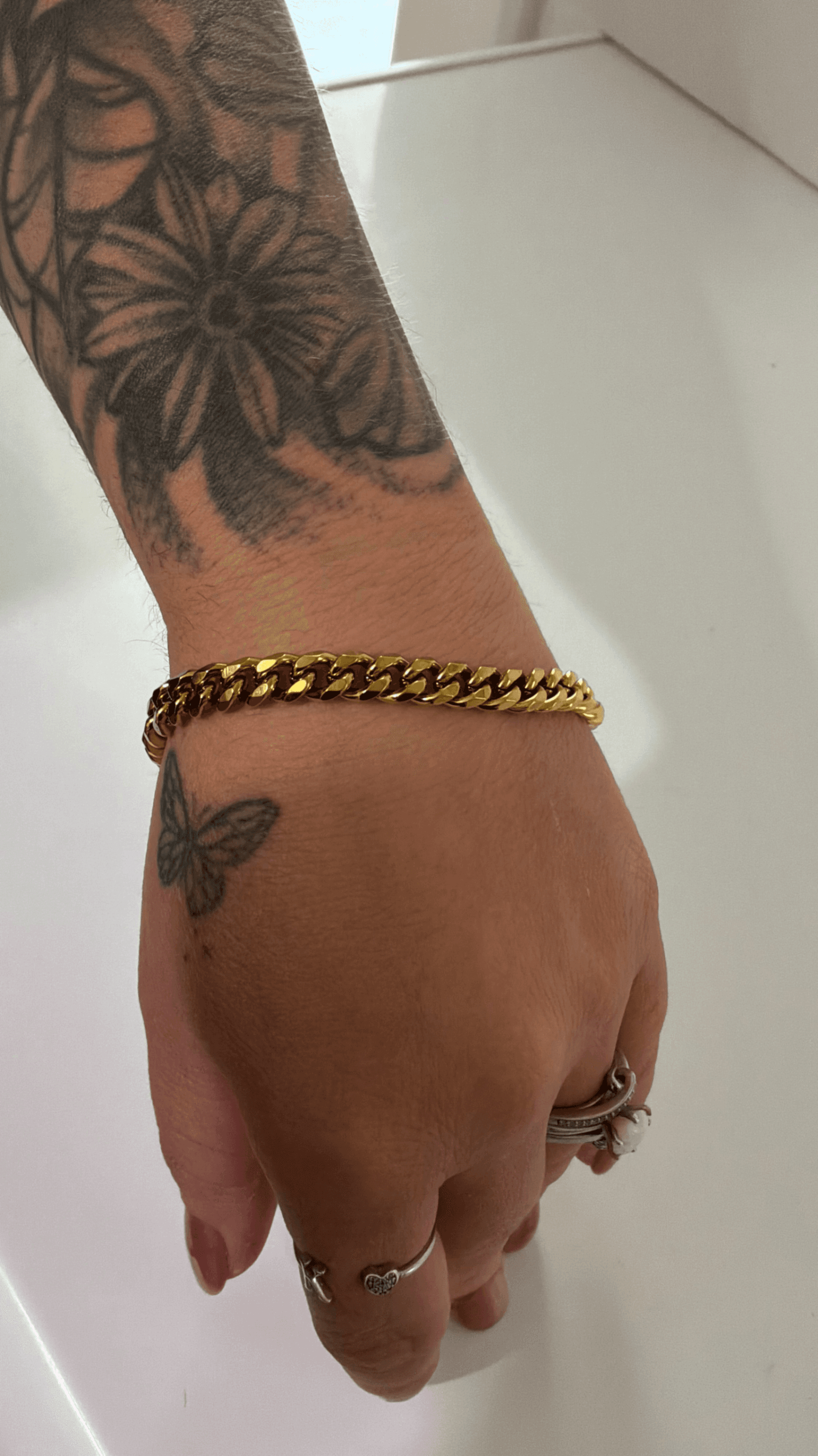 Gold Tone Curb Chain Bracelet