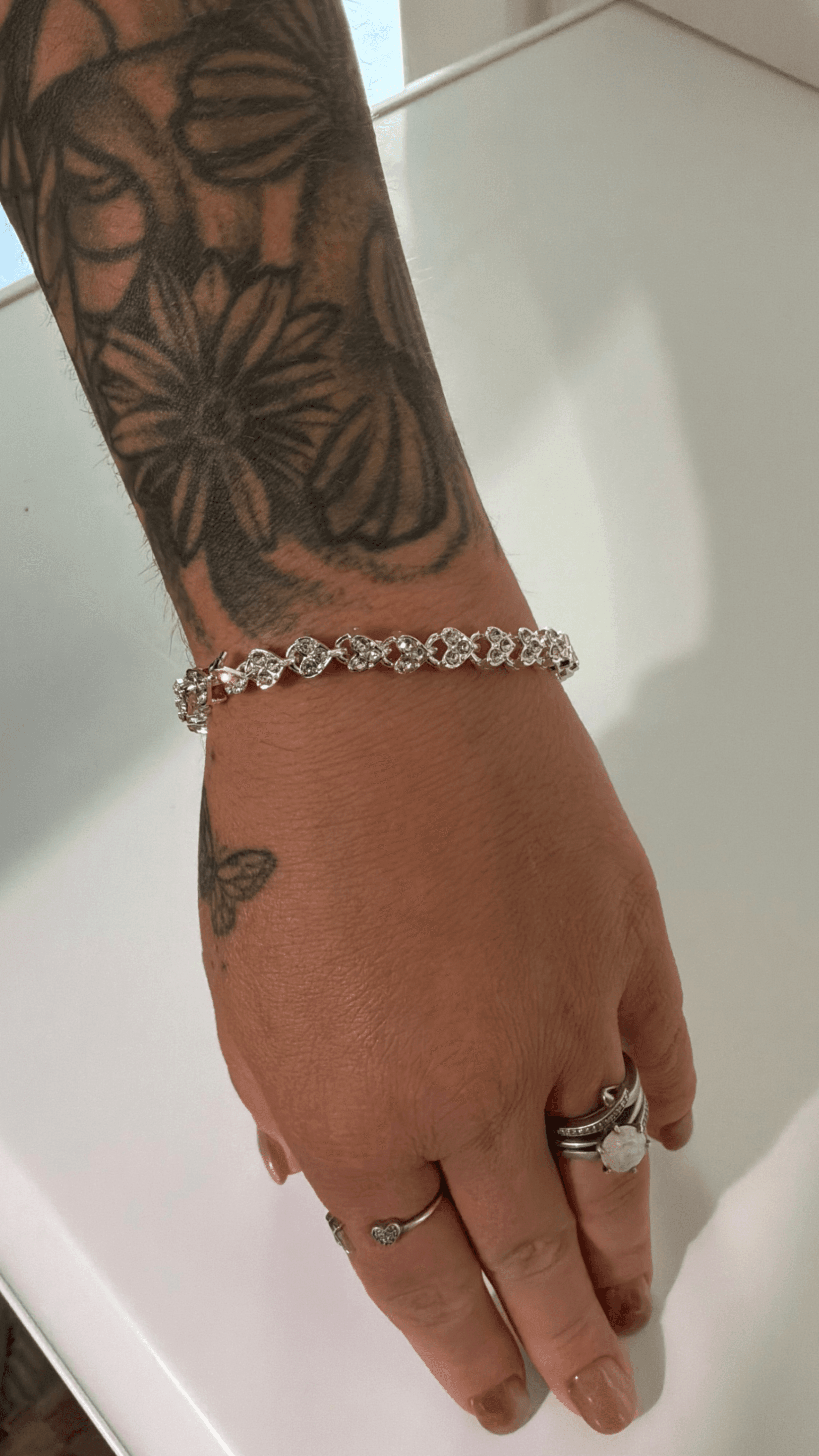 Elegant Silver Heart Link Bracelet