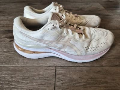 ASICS GEL-Kayano 28 Women's Size 10 Running Shoes - Pink/Cream