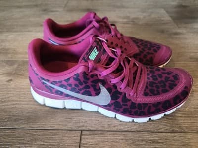 Nike Free 5.0 V4 Women's Size 11 Sneakers Raspberry Burgundy Leopard Print