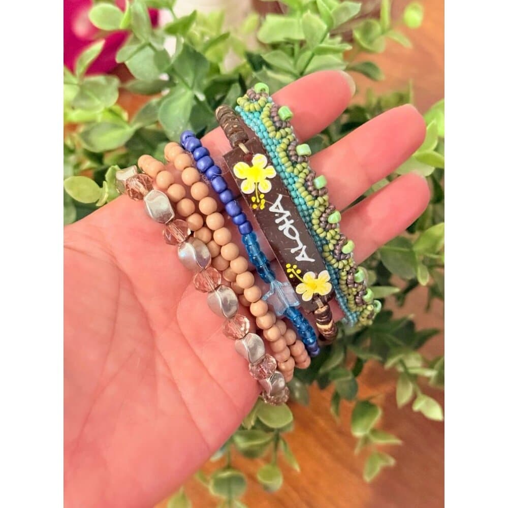 Aloha Bracelets Lot (c)
