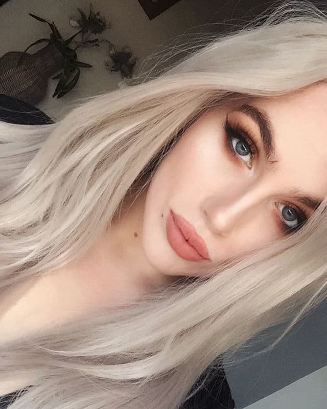 White Blonde Lace Front Wig 24-26 inches