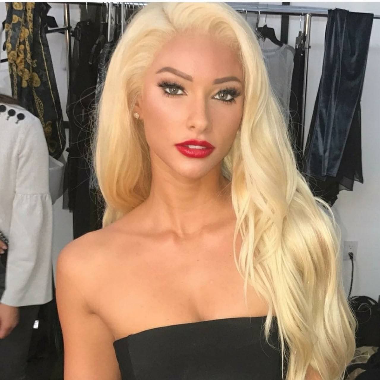 Bleach Blonde Beauty Wavy Lace Front Wig - Bleach Blonde