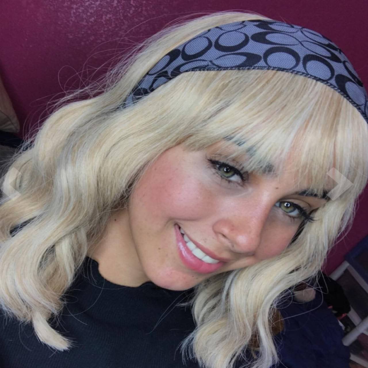 Ash Pale Blonde Shoulder Length Blonde Wigs for Women Bob Wig Bangs Straight Wigs Short Hair Costume,Wavy Blonde - Blonde