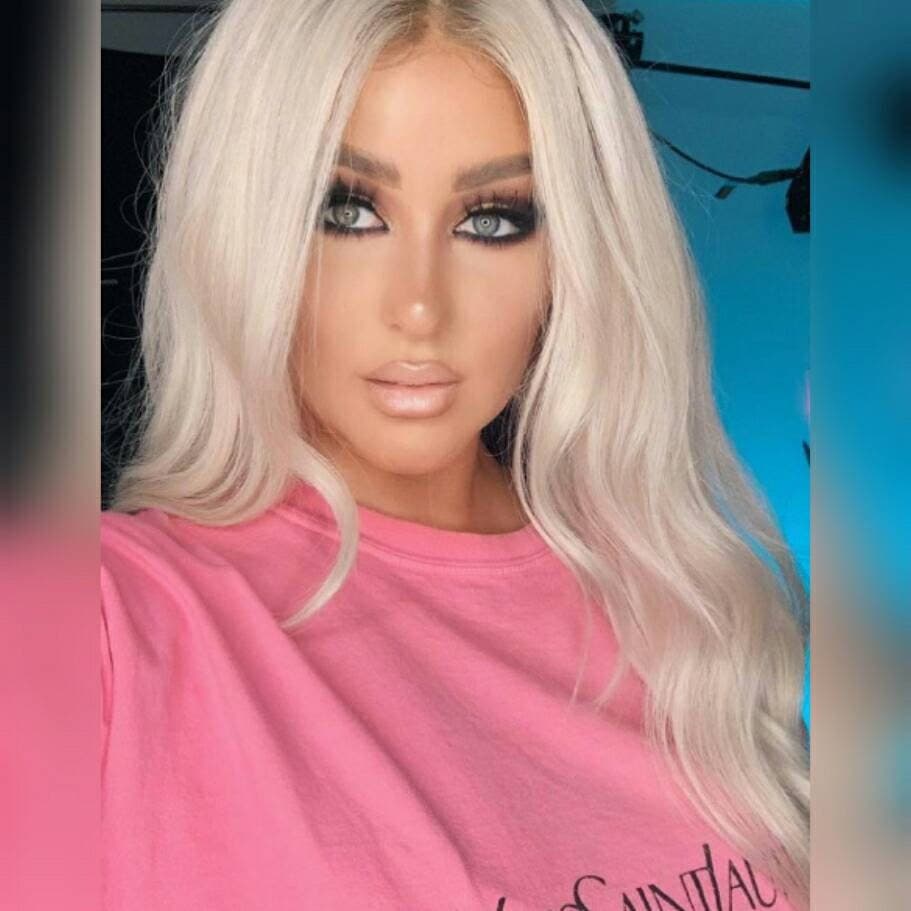 White Blonde//Icy// Lace Front Wig//Goddess//Wig//Ready to Ship//NWT//Human Hair//Synthetic Wig//Natural// Wavy//Stunning Wig//Beautiful// - White Blonde