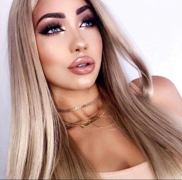 22” Ash honey blonde Straight Lace Front Celeb Wig *NEW*