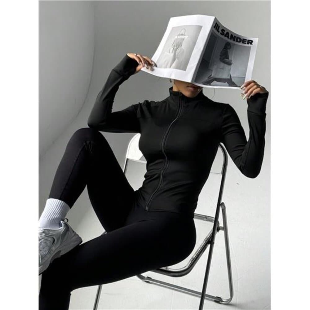 Slim Fit Elastic Zippered Sports Jacket For Fitness, Running And Casual Life
