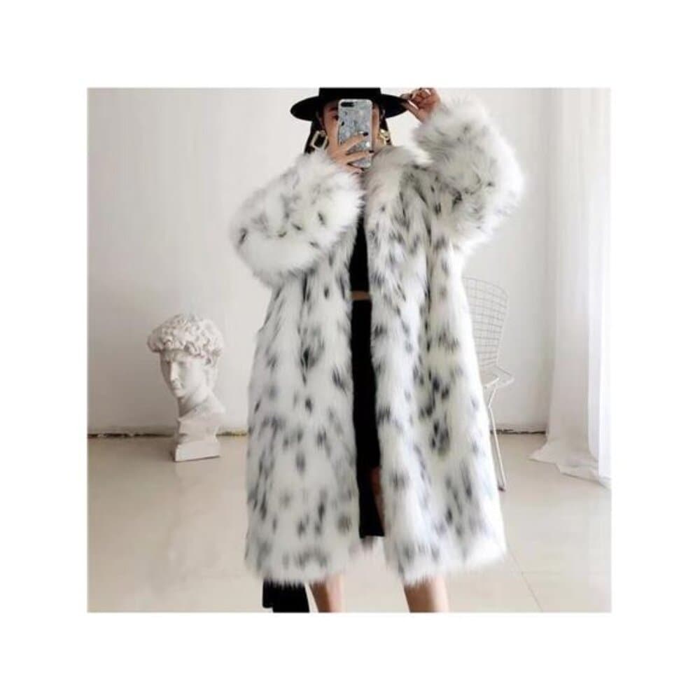 Black And White Leopard Print Women's Faux Fur Coat with Fashionable Long