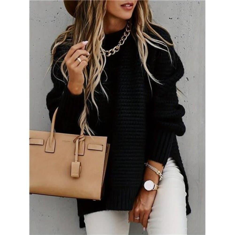 Elegant Black Pullover For Fall And Winter