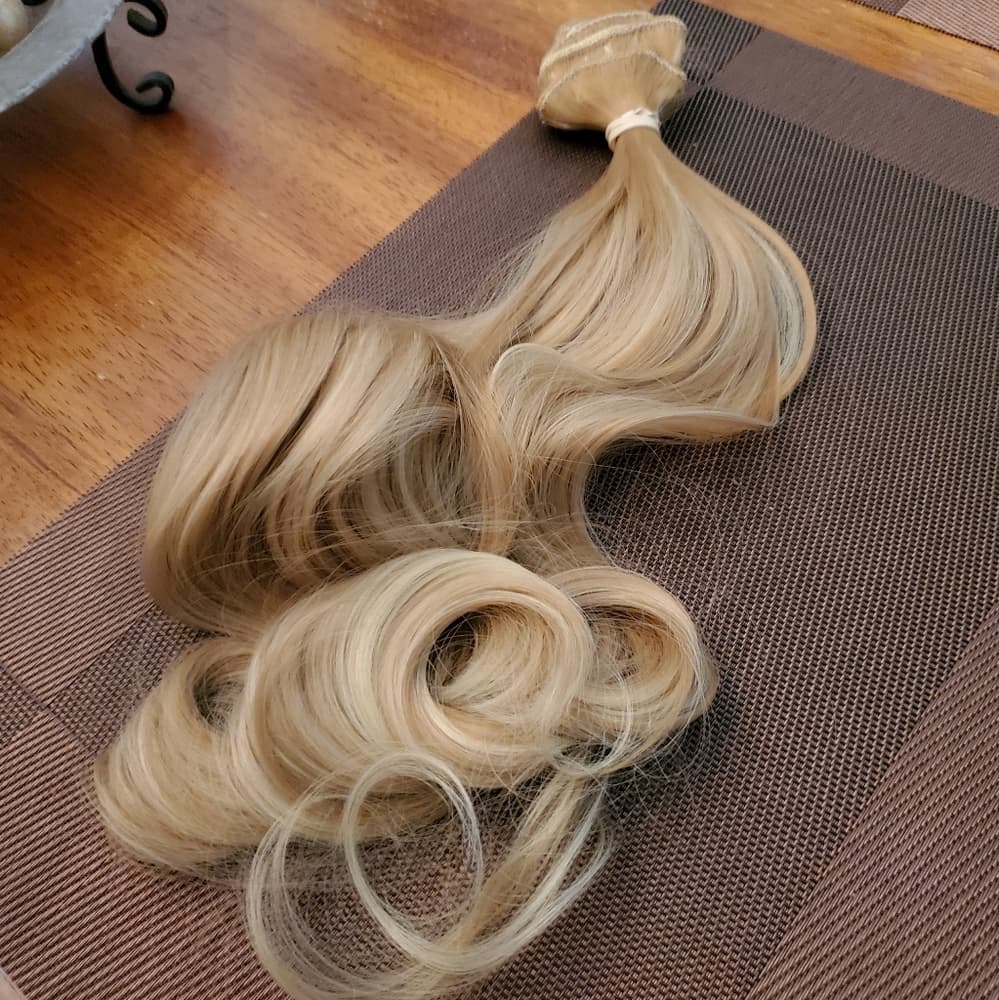 Blonde Full Head Clip in Extension