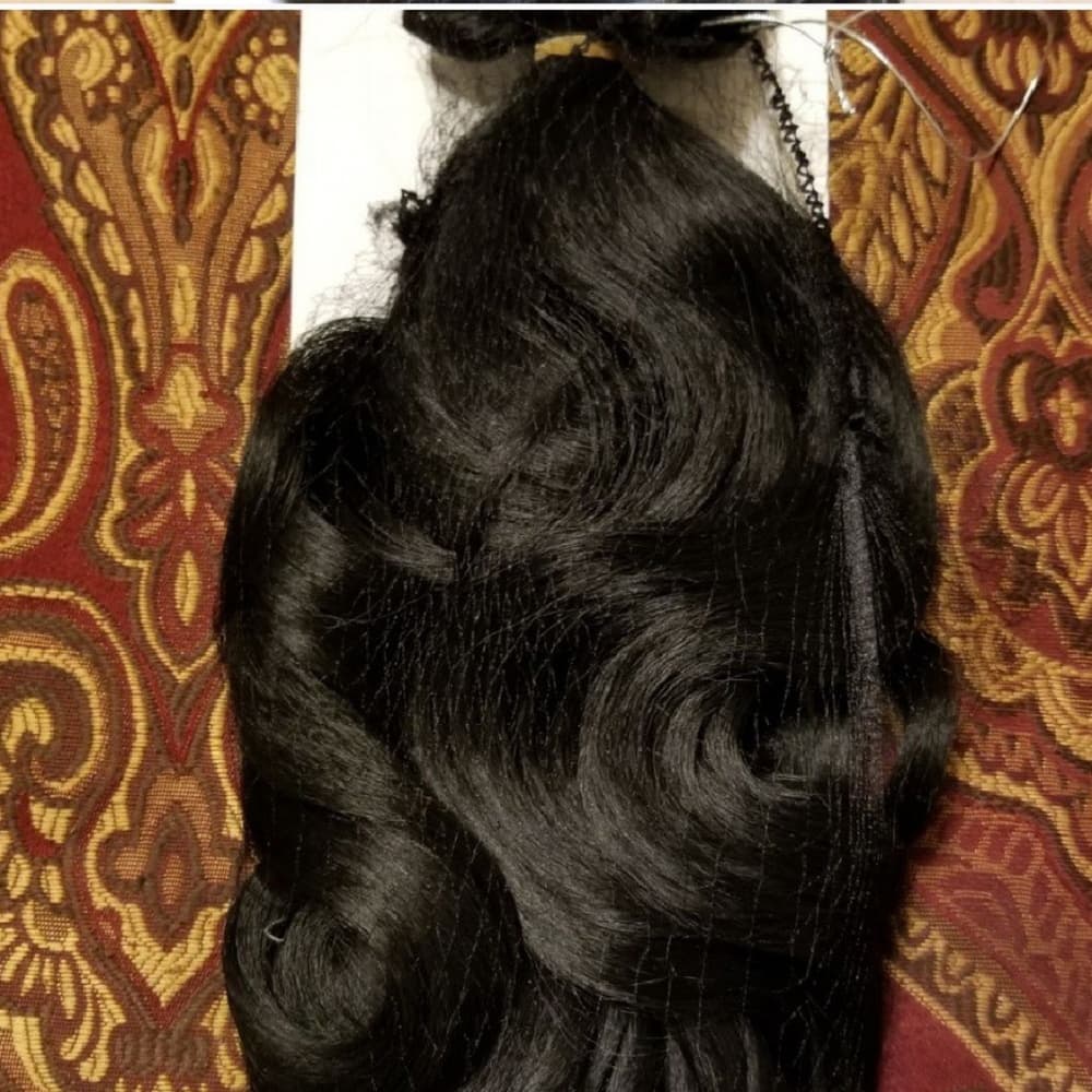 Black Full Head clip in Extension