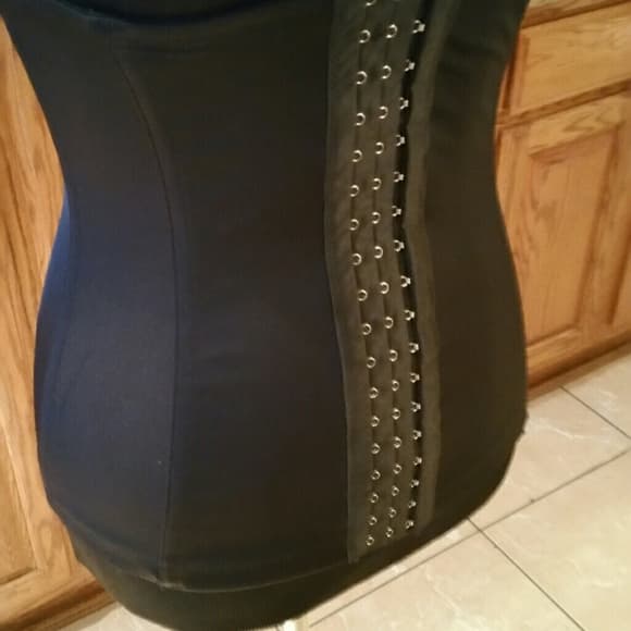 XL High Quality- Black Waist Trainer Clincher!!