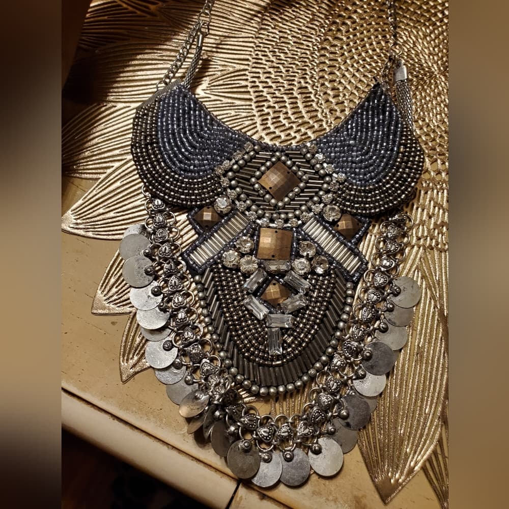 Silver Exotic Hanging Necklace