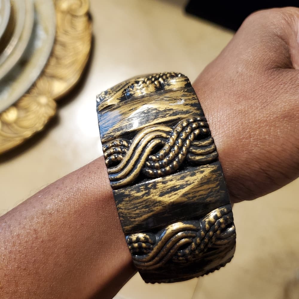 Vintage Bangle Bracelet