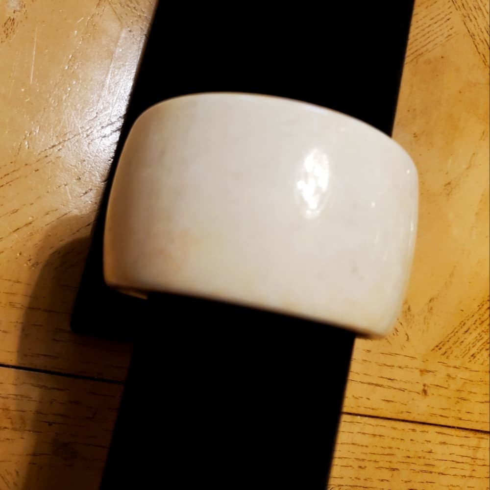 Cream bangle Bracelet