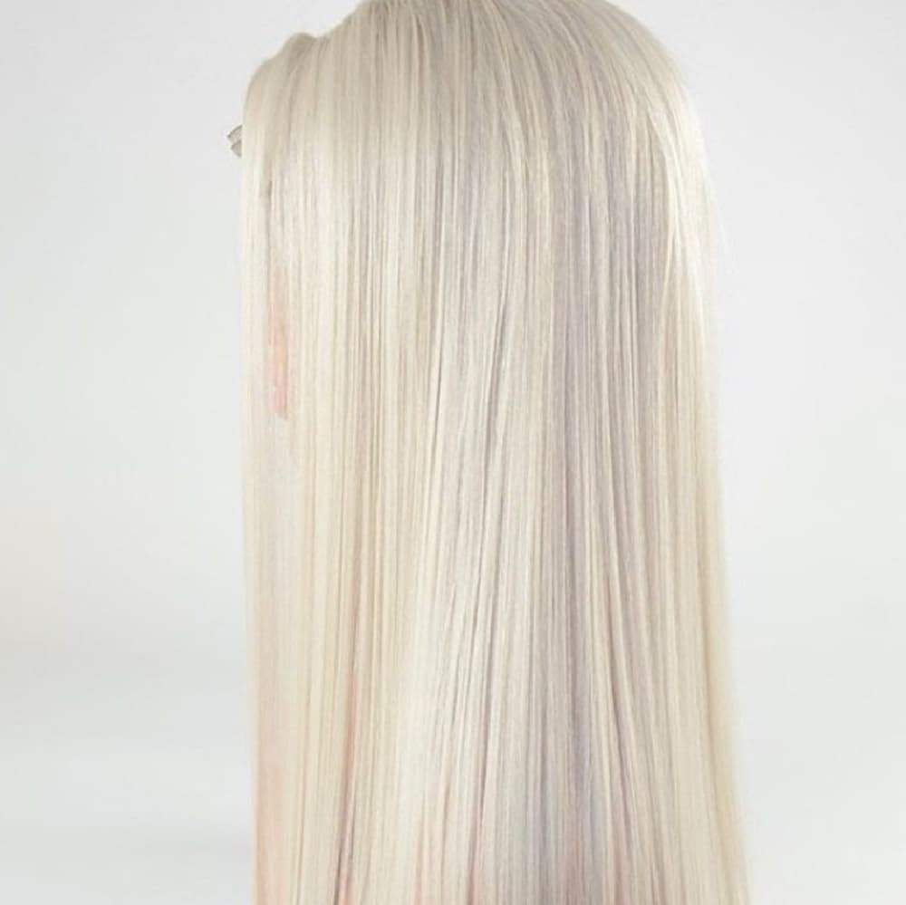 White Beauty Lace Front Wig 22-26 inches!!