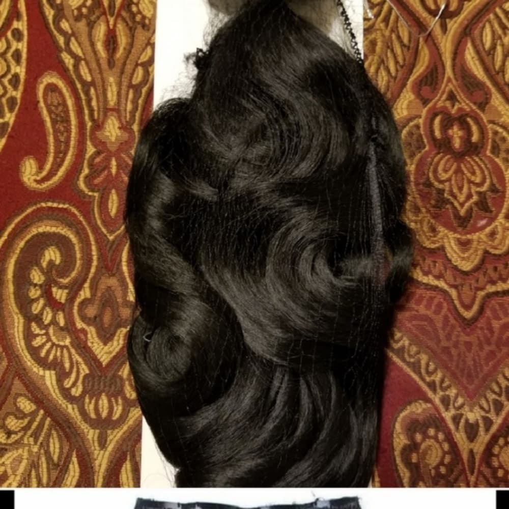 Black Full Head clip in Extension