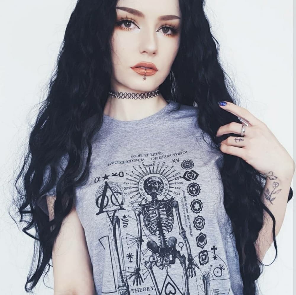 Black Beauty Lacefront Wig 22-24inches