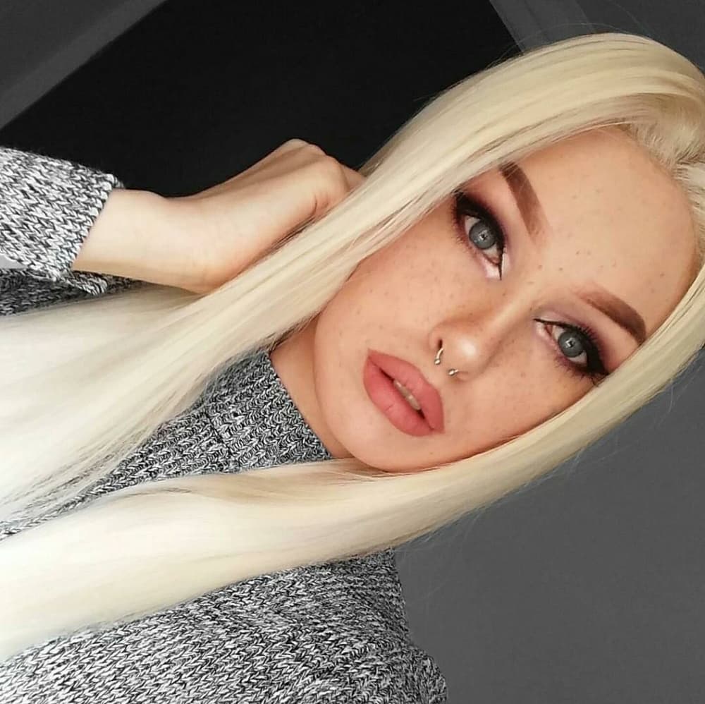 Blonde Beauty LaceFront Wig Wig 22-24inches