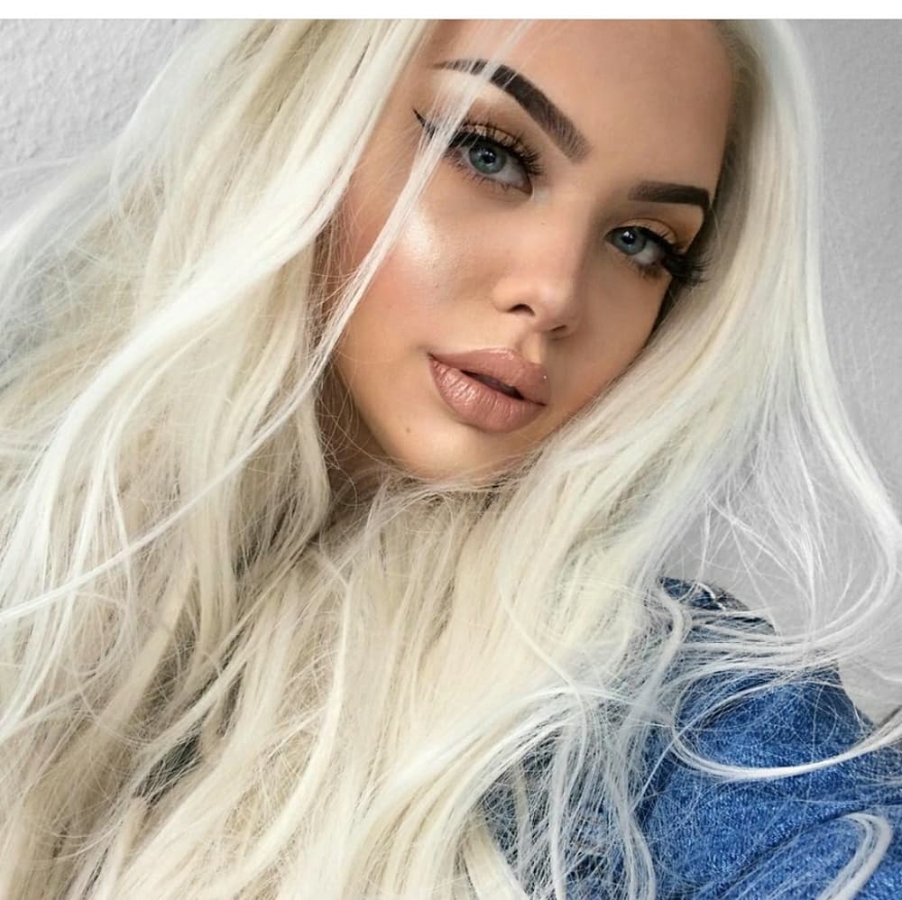 Blonde Beauty LaceFront Wig
