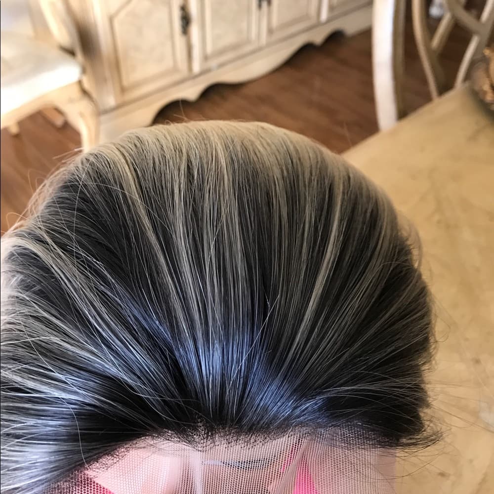 BlondeOmbre Beauty Lacefront Wig 22-24 inches!!