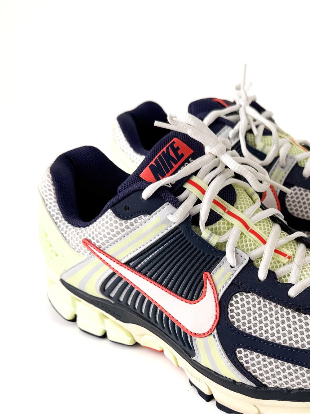 Nike Vomero 5 Bowerman Series Running Shoes Mens White Navy Volt