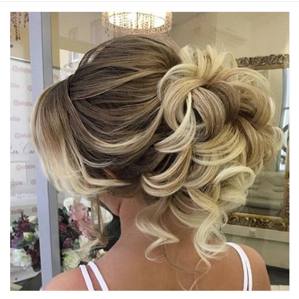 Blonde Full Head clip in Extension