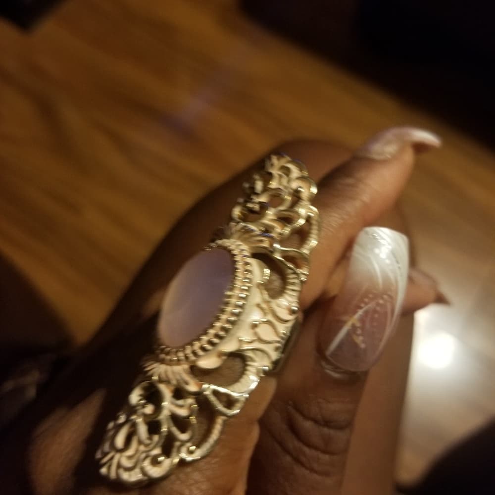 Vintage Cream Beauty Ring