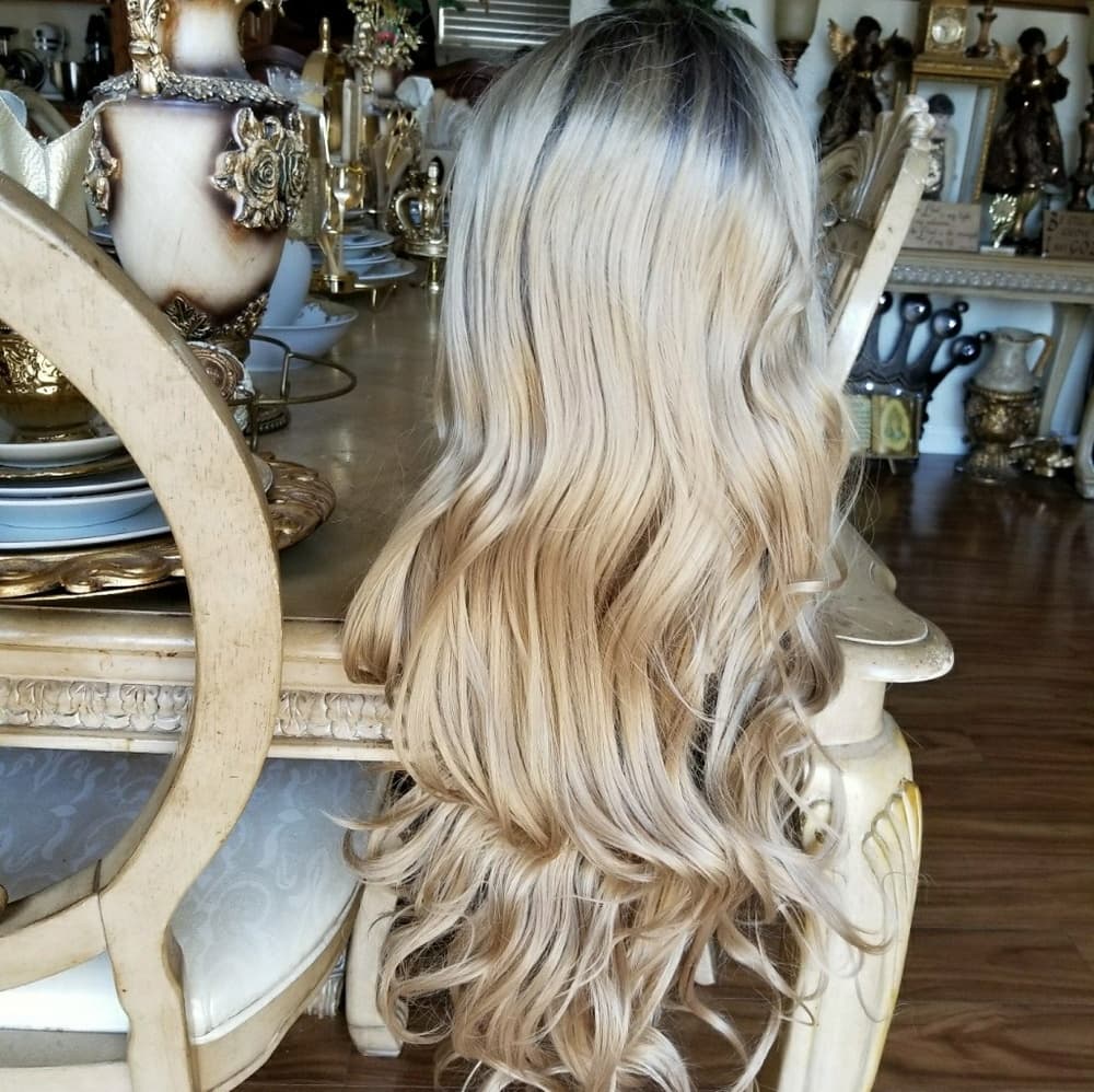 Ombre Blonde Beauty LaceFront 22-26 inches!!