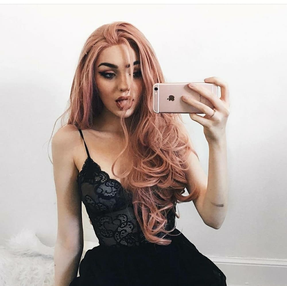 Beautiful Pink Beauty LaceFront Wig 24-26 inches!!