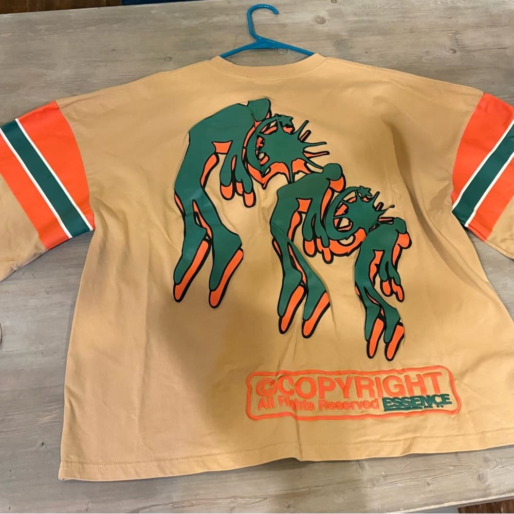 Essence world football t shirt