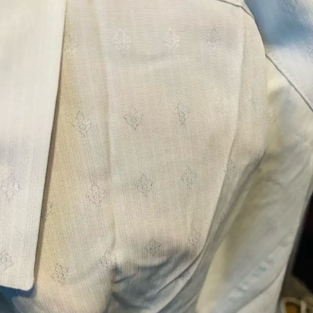 7 Diamonds White Dress Shirt with design. Classic Style and Pointed Collar