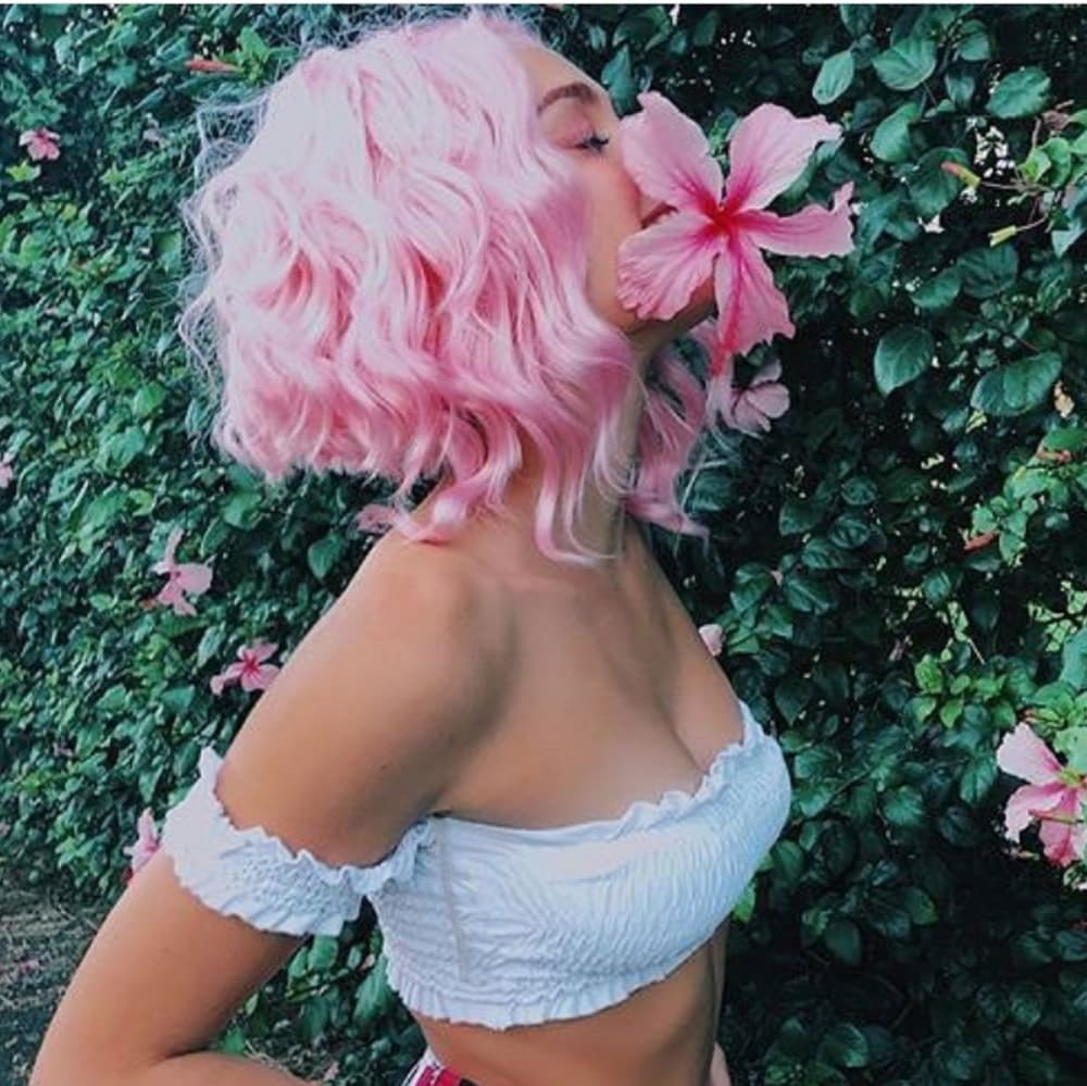 Wavy Short Pink Beauty Lace Front Wig
