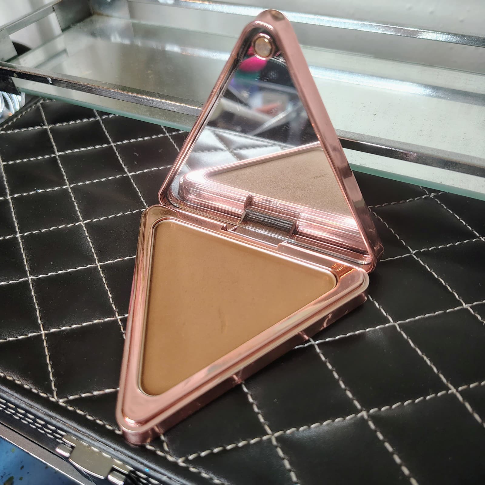 LYS No Limits Bronzer in COURAGE