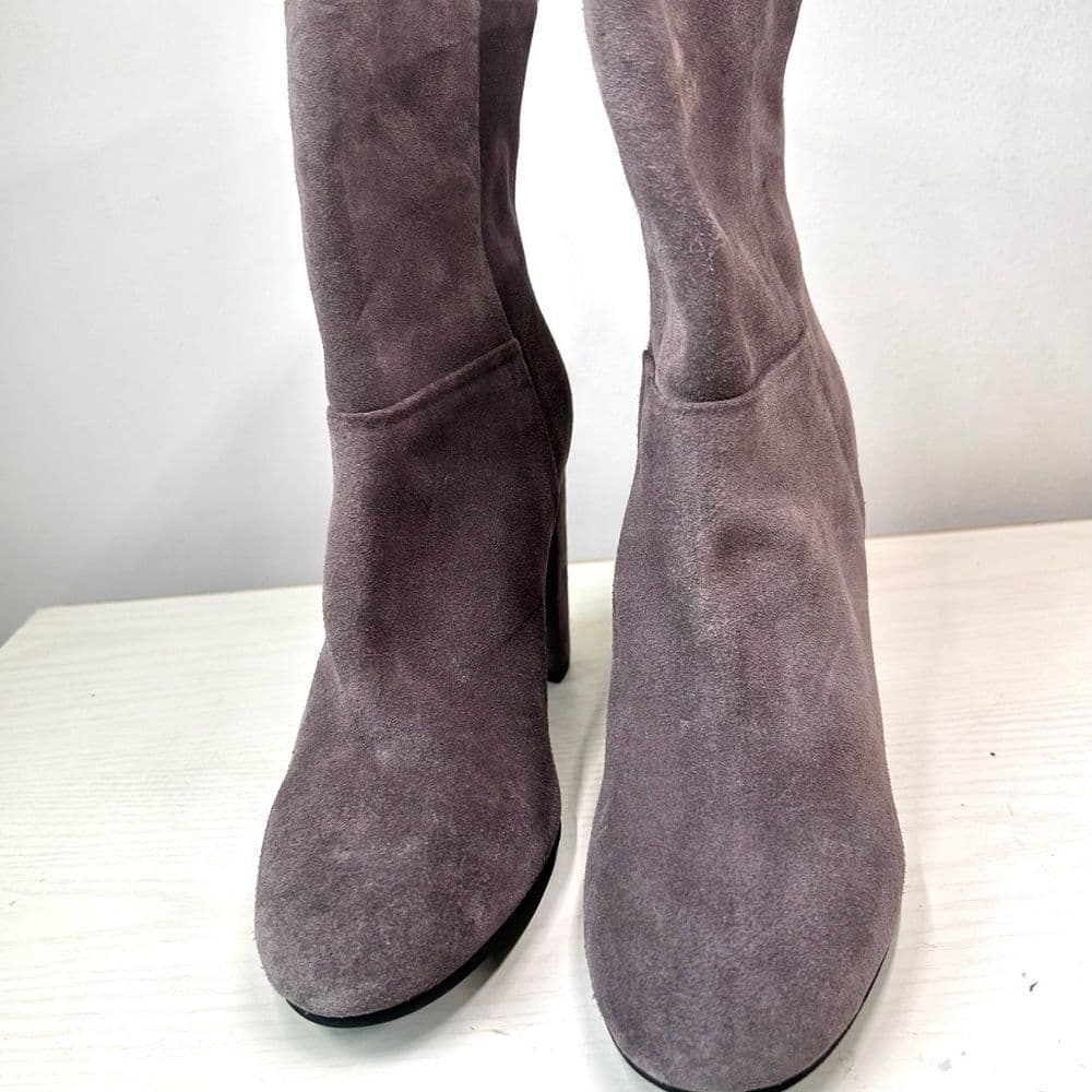 Seychelles Gray Heeled Boots with Chunky Heel and Rounded Toe Size 8