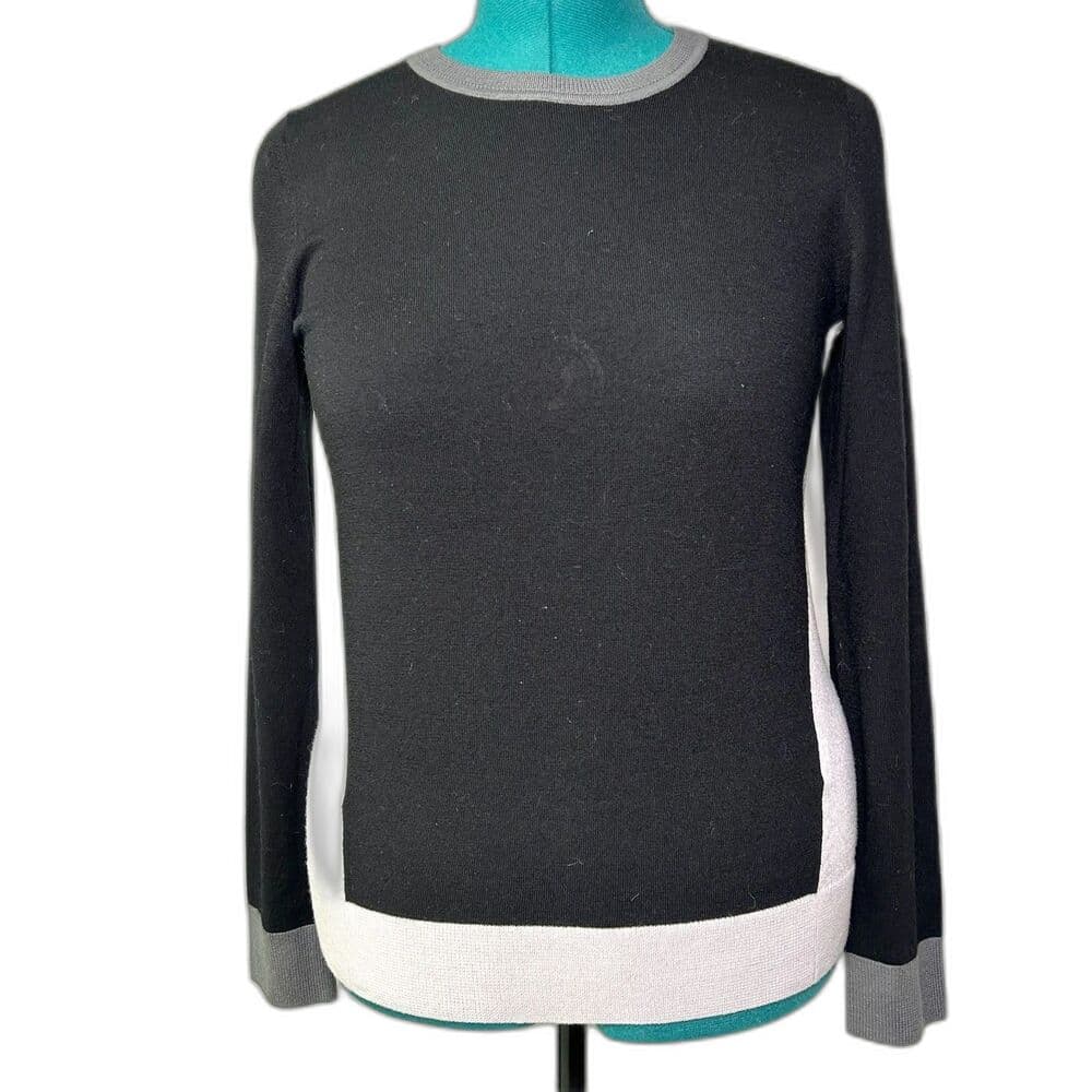 Lord & Taylor 100% Merino Wool Black White Colorblock Sweater Medium