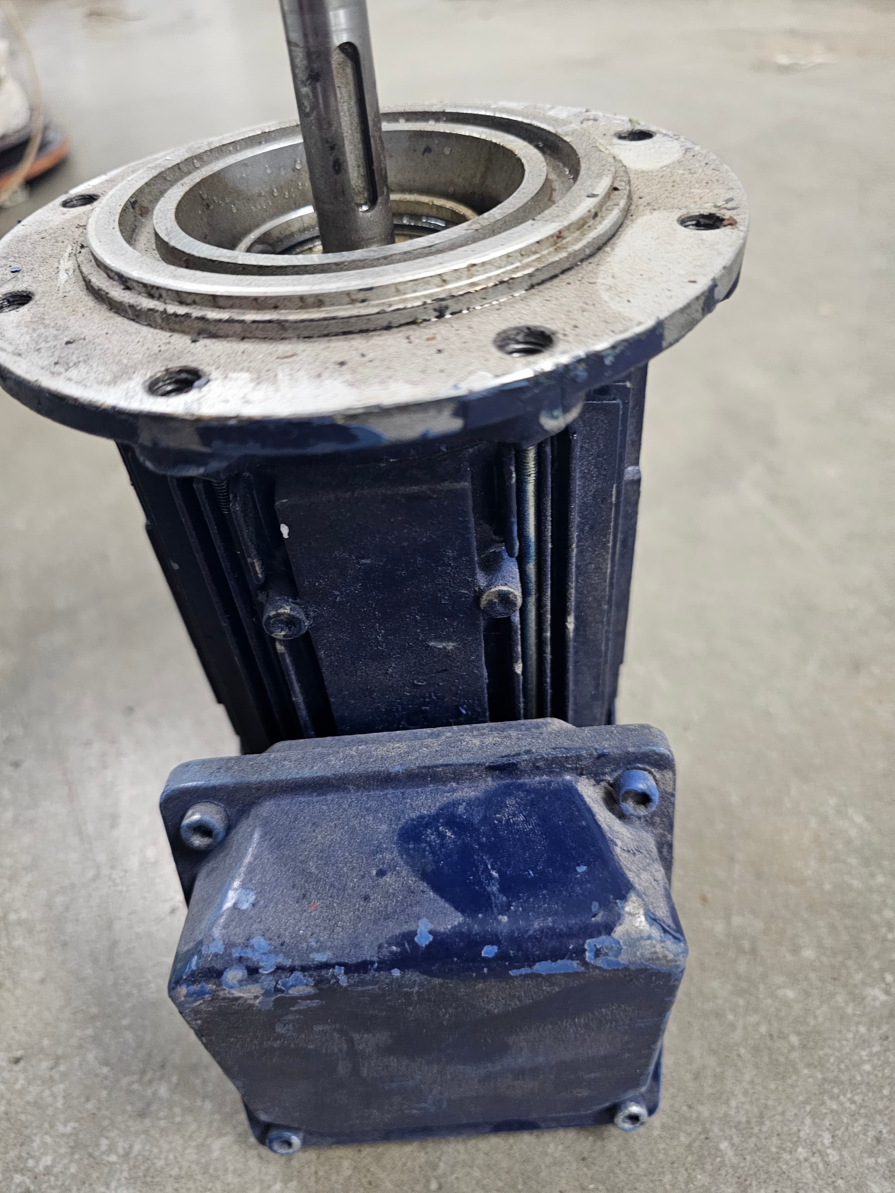 ELECTRIC MOTOR unknown specific kind