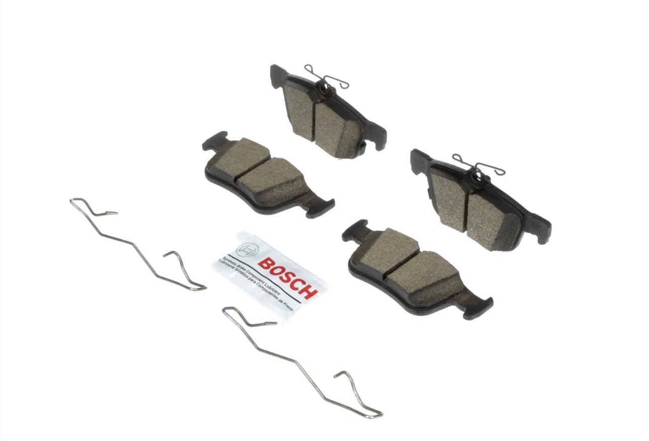 BOSCH BC1665 QuietCast Premium Ceramic Disc Brake Pad Set - Compatible with Select Ford Bronco Sport, Edge, Escape, Fusion, Maverick; Lincoln Continental, Corsair, MKC, MKX, MKZ, Nautilus + More; REAR