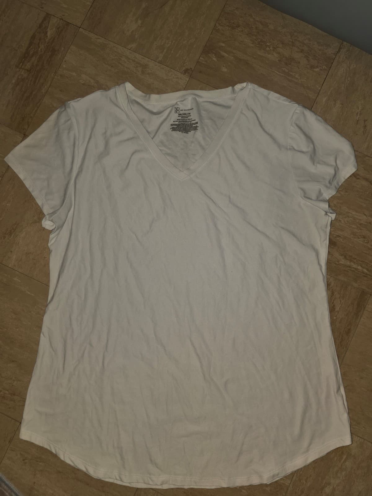 Women's No Boundaries xxl shirt