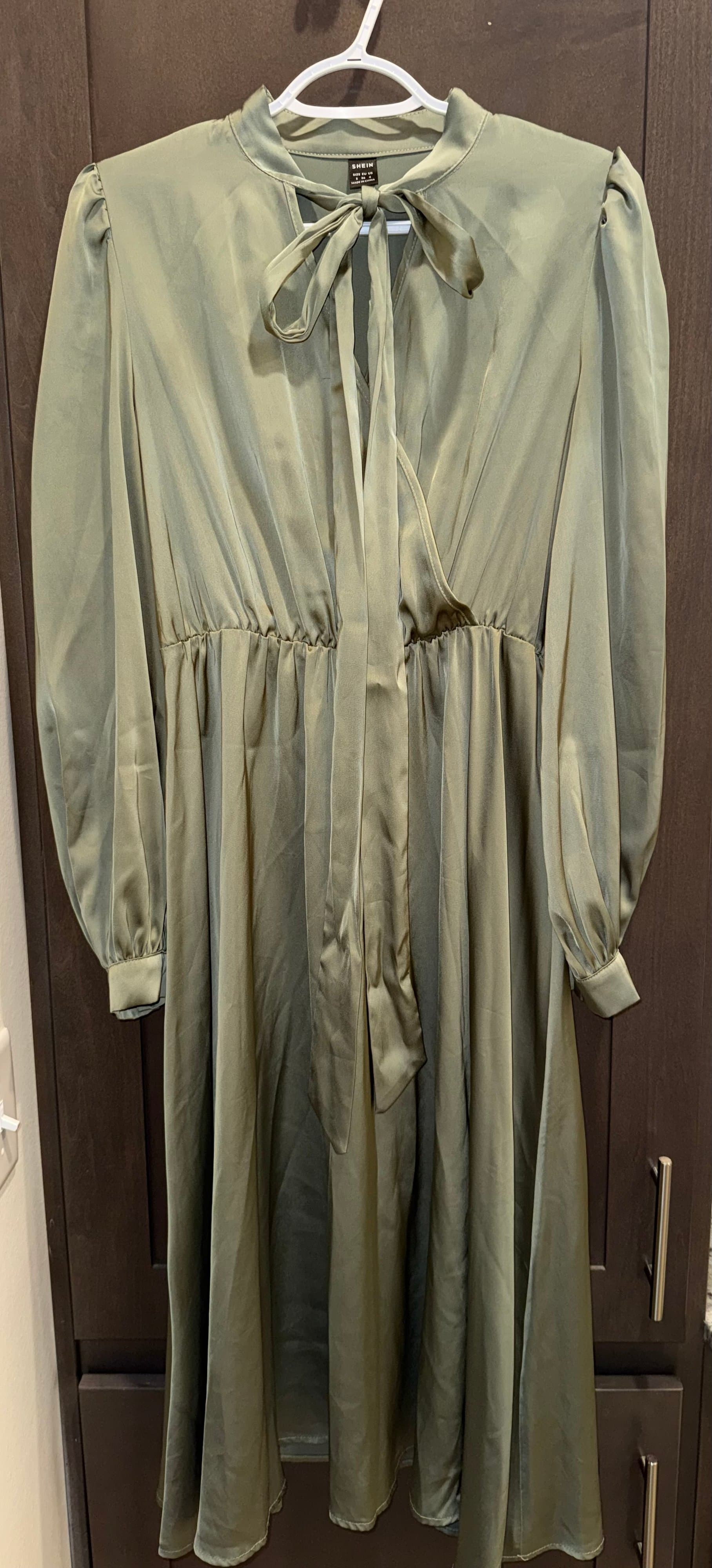 Shein Sage Green Long Sleeve Midi Dress with Tie Neck Size S
