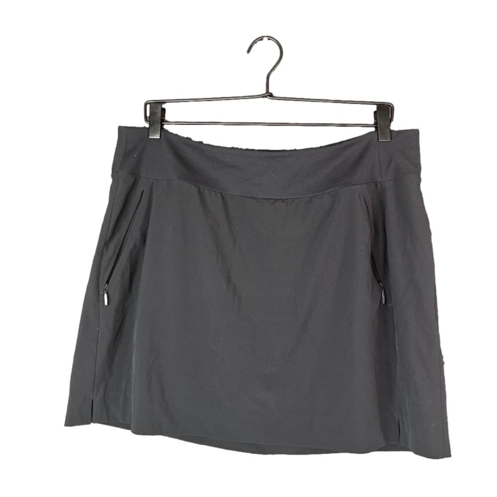 Athleta black skort