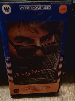 Risky Business VHS 1983 Warner Home Video Clamshell Tom Cruise