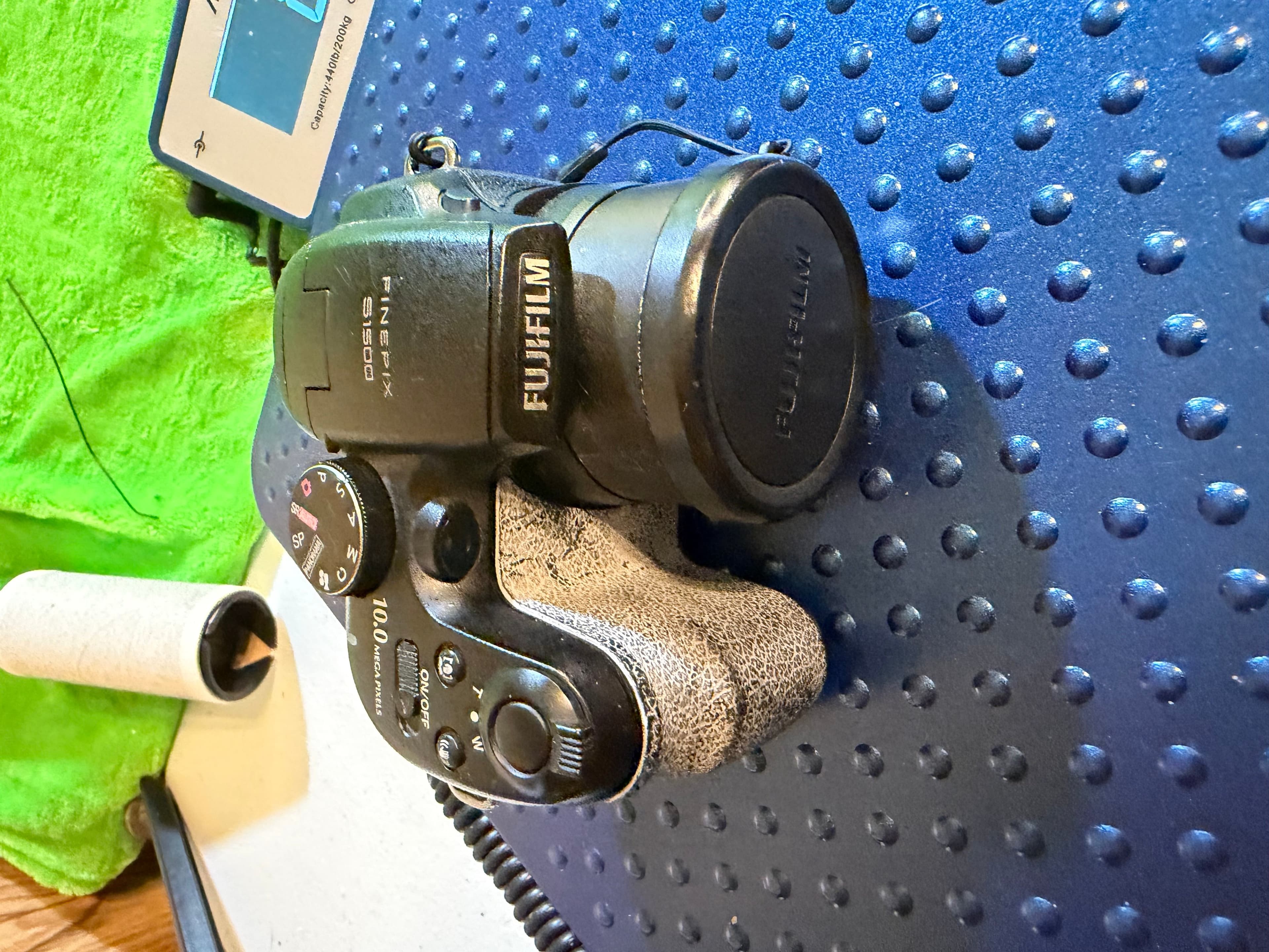 Fujifilm FinePix S1500 10MP 12x Zoom Digital Camera - Parts/Repair