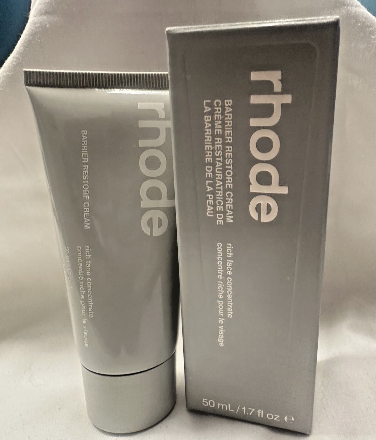 Rhode Barrier Restore Cream Comforting Daily Moisturizer 1.7oz/50ml