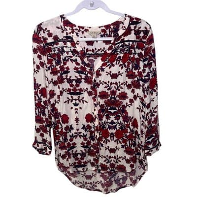 Lucky Brand Red and White Floral Button Front Top Size XS