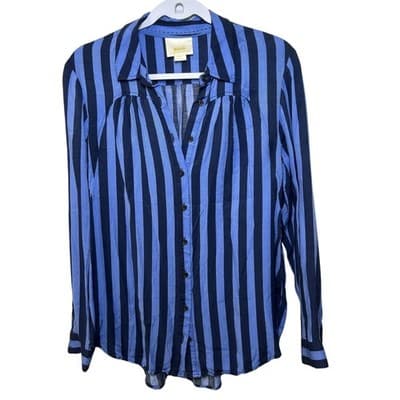 Maeve Anthropologie Breckenridge Blouse blue and navy striped button-down Medium
